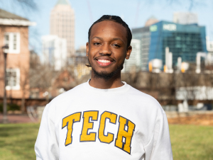 Kemuel Russell, undergraduate student in the School of Biological Sciences